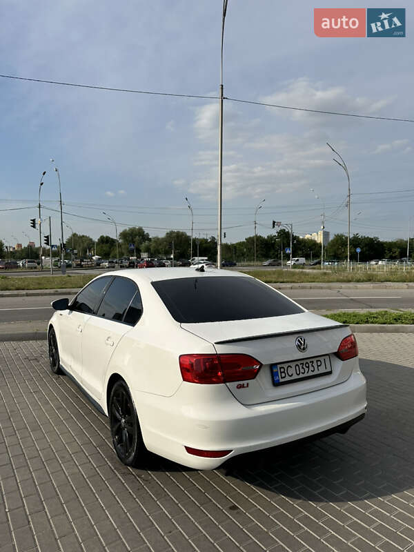 Седан Volkswagen Jetta 2012 в Киеве