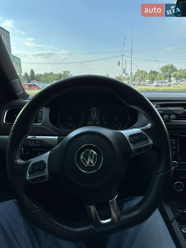 Седан Volkswagen Jetta 2012 в Киеве