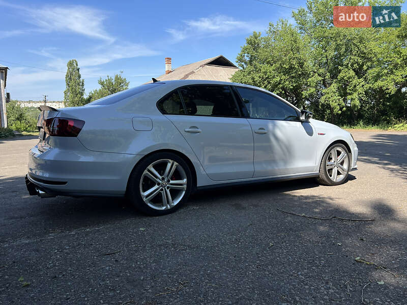 Седан Volkswagen Jetta 2017 в Краматорске