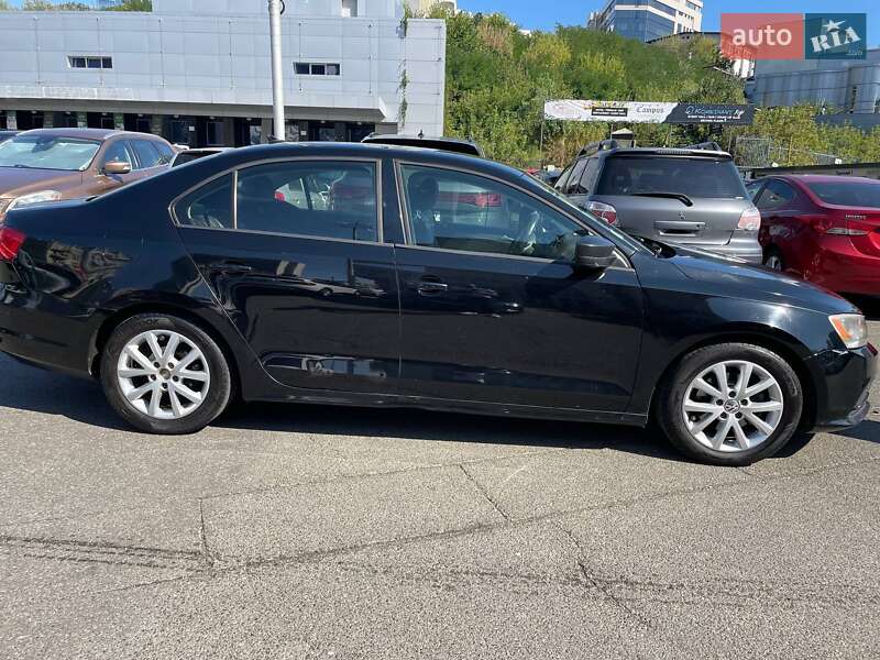 Седан Volkswagen Jetta 2015 в Києві