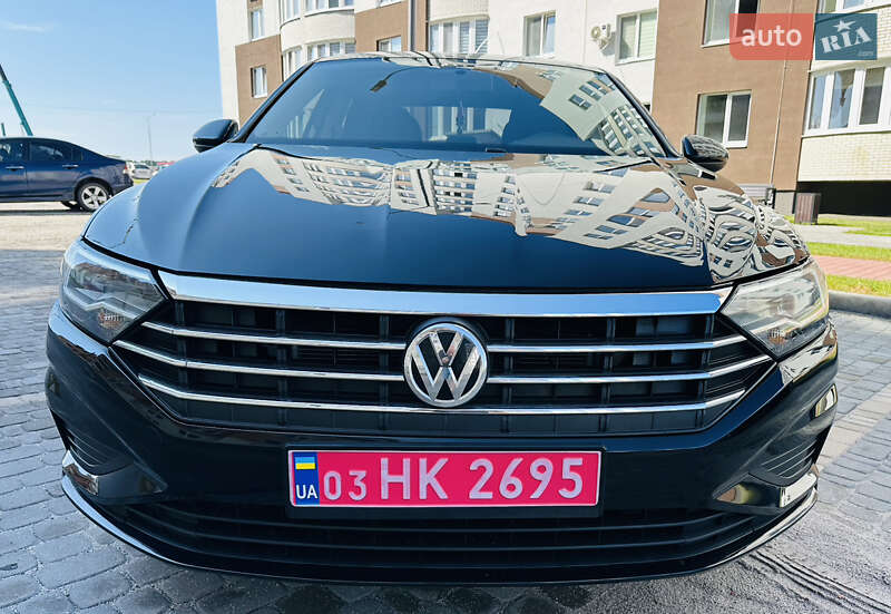 Седан Volkswagen Jetta 2019 в Виннице