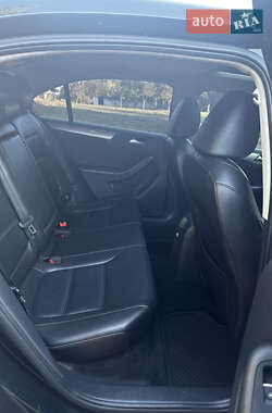 Седан Volkswagen Jetta 2014 в Змиеве