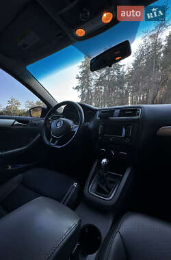 Седан Volkswagen Jetta 2014 в Змиеве