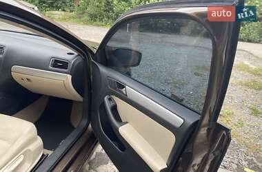 Седан Volkswagen Jetta 2021 в 