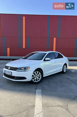 Седан Volkswagen Jetta 2013 в Киеве