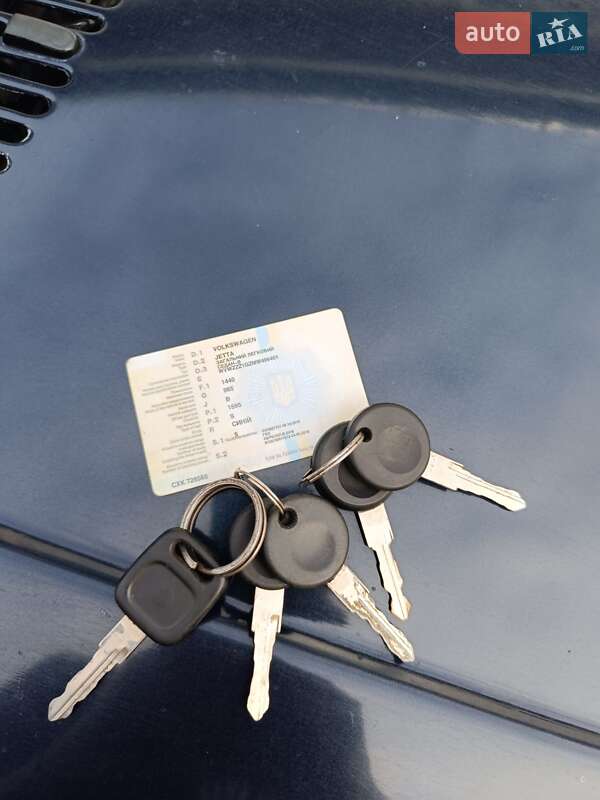 Седан Volkswagen Jetta 1991 в Ровно