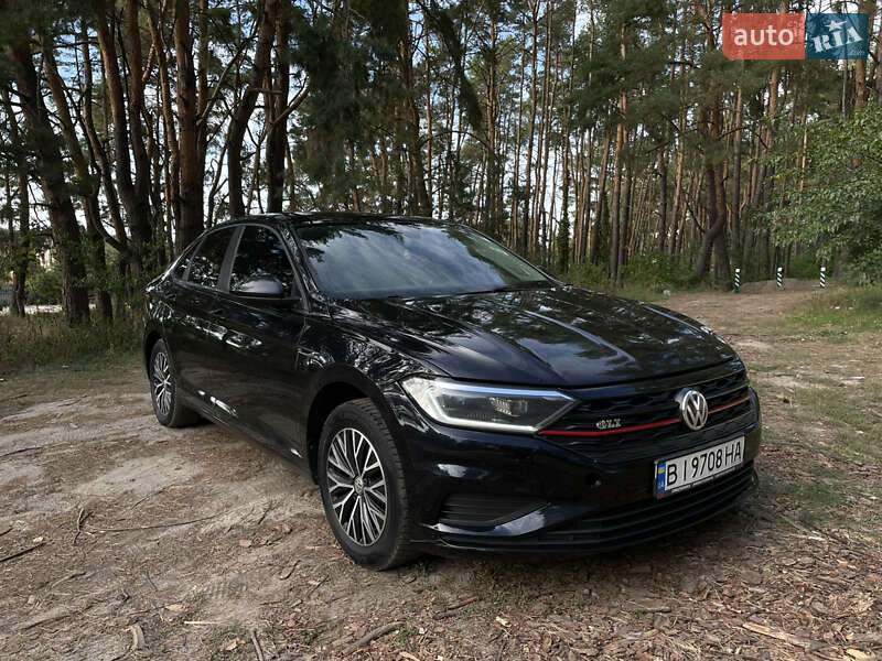 Седан Volkswagen Jetta 2018 в Киеве