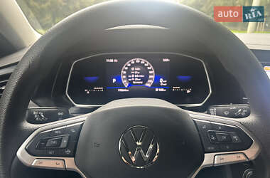 Седан Volkswagen Jetta 2022 в 