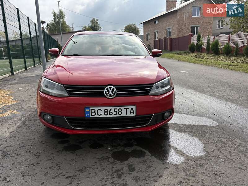Volkswagen Jetta 2013