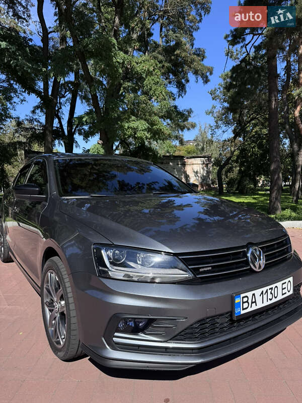 Седан Volkswagen Jetta 2017 в Кременчуге
