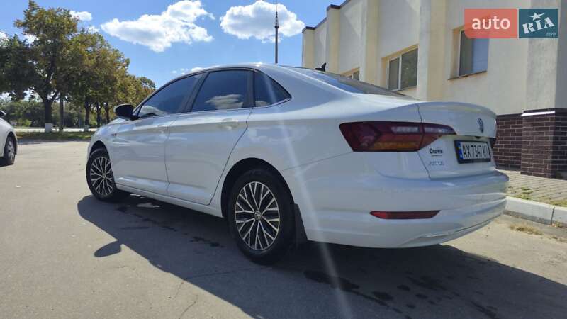 Седан Volkswagen Jetta 2019 в Харкові