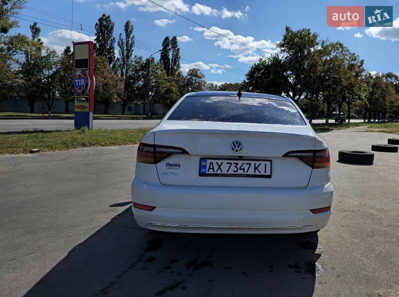 Седан Volkswagen Jetta 2019 в Харкові