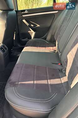 Седан Volkswagen Jetta 2009 в Стрые