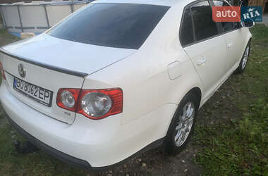 Седан Volkswagen Jetta 2008 в 