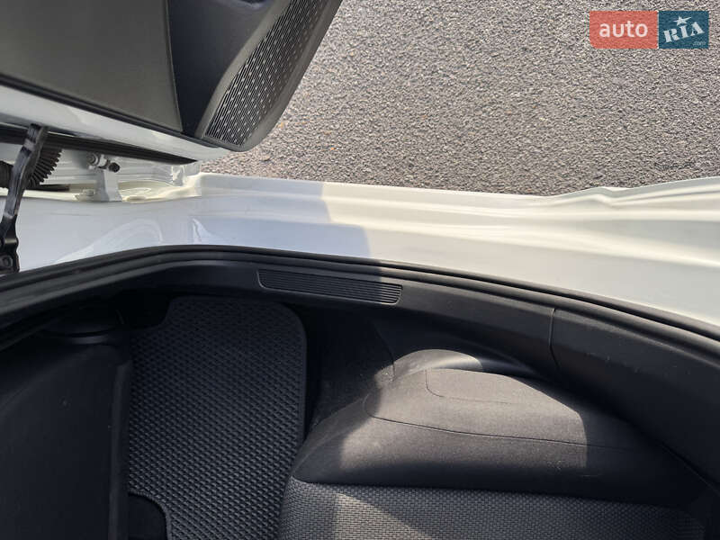 Седан Volkswagen Jetta 2018 в Виннице фото 18 Седан Volkswagen Jetta 2018 в Виннице