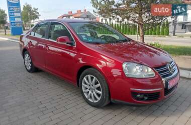 Седан Volkswagen Jetta 2008 в Ивано-Франковске