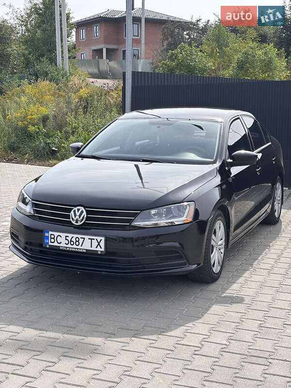 Седан Volkswagen Jetta 2017 в Львові