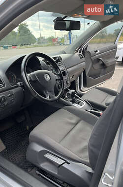 Седан Volkswagen Jetta 2006 в Киеве