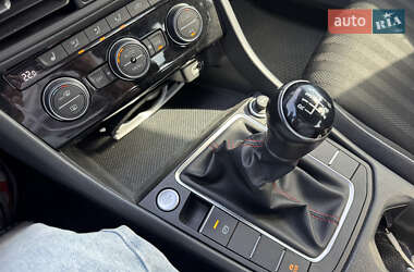 Седан Volkswagen Jetta 2019 в 