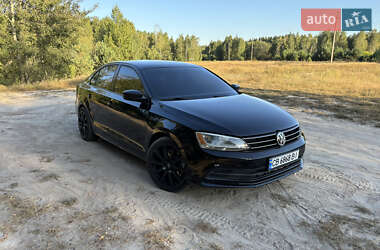Седан Volkswagen Jetta 2015 в 