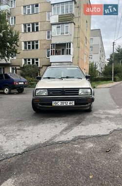 Седан Volkswagen Jetta 1988 в Стрые
