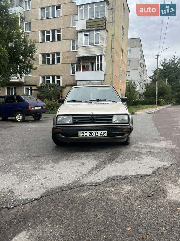 Седан Volkswagen Jetta 1988 в 
