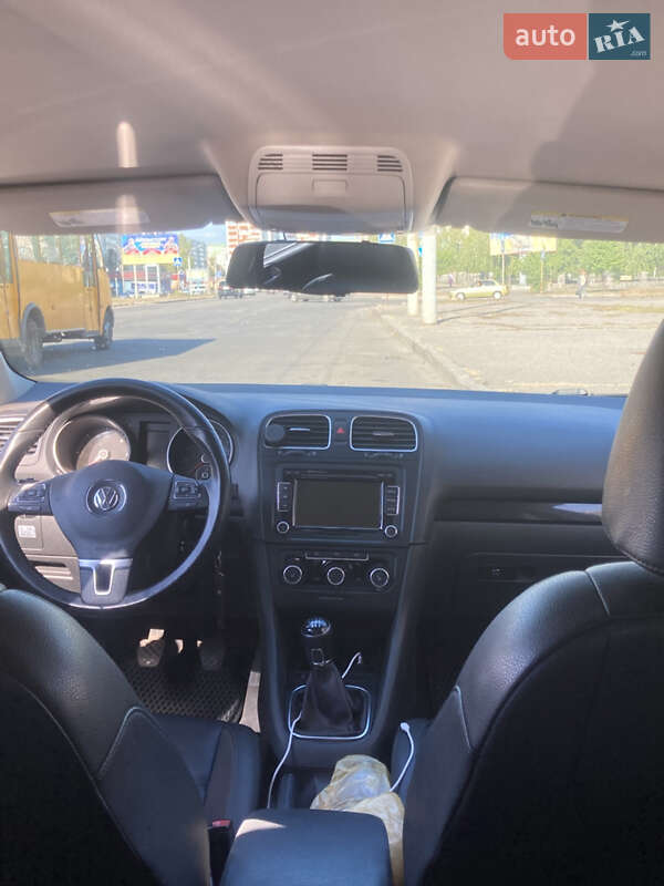 Універсал Volkswagen Jetta 2014 в Києві