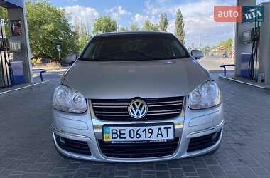 Седан Volkswagen Jetta 2009 в 