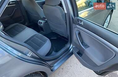 Седан Volkswagen Jetta 2008 в 