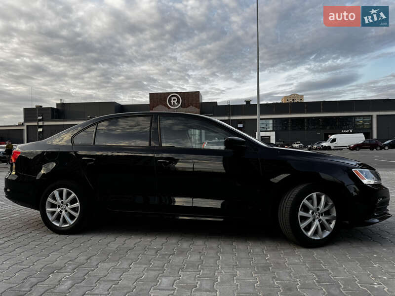 Седан Volkswagen Jetta 2015 в Києві