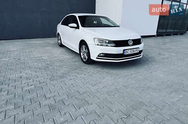 Седан Volkswagen Jetta 2016 в 