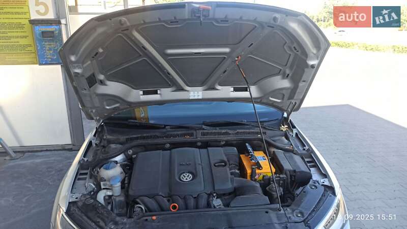 Седан Volkswagen Jetta 2011 в Броварах