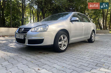 Седан Volkswagen Jetta 2006 в 