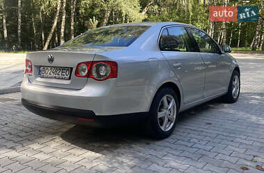 Седан Volkswagen Jetta 2006 в 