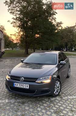 Седан Volkswagen Jetta 2014 в Харькове