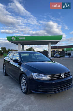 Седан Volkswagen Jetta 2015 в Киеве