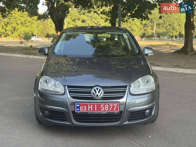 Седан Volkswagen Jetta 2007 в Рівному