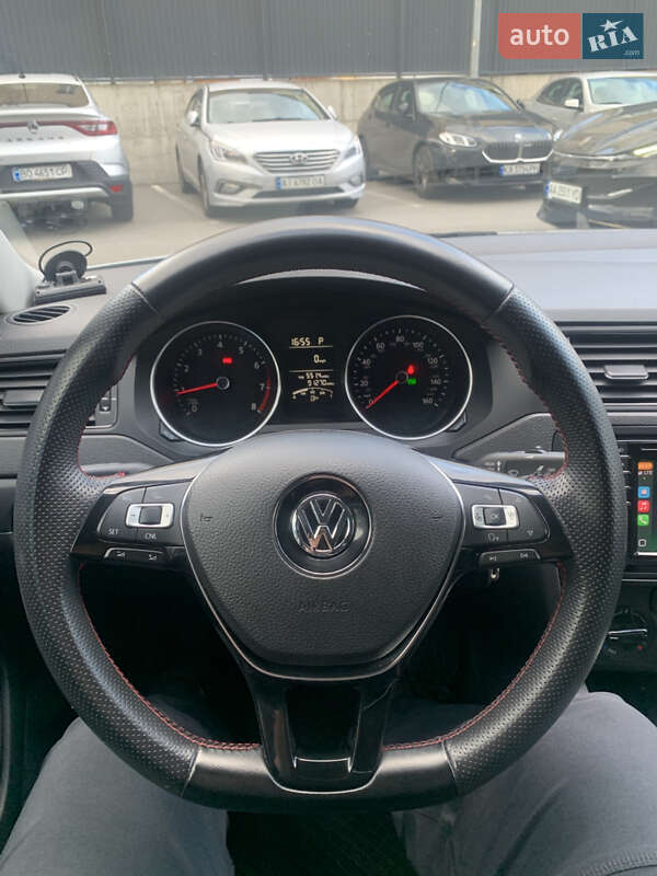 Седан Volkswagen Jetta 2015 в Киеве фото 7 Седан Volkswagen Jetta 2015 в Киеве