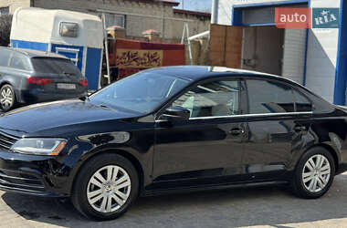 Седан Volkswagen Jetta 2016 в 