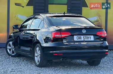 Седан Volkswagen Jetta 2014 в 