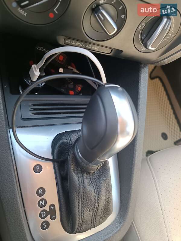 Седан Volkswagen Jetta 2013 в Кривому Розі