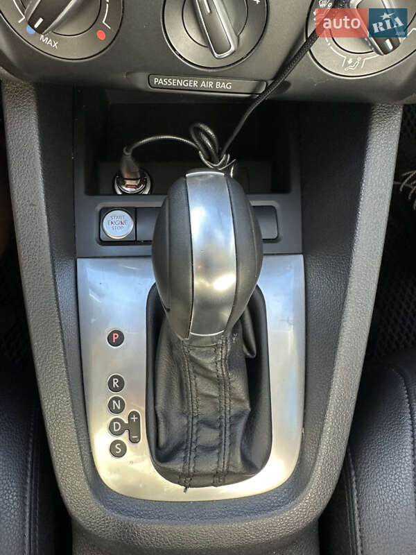 Седан Volkswagen Jetta 2014 в Одесі