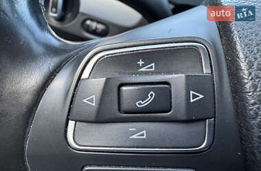 Седан Volkswagen Jetta 2013 в 