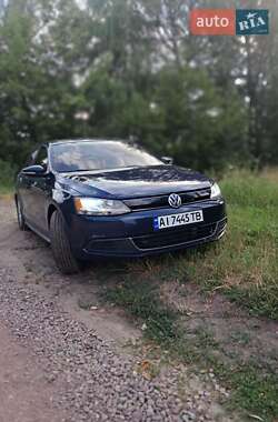 Седан Volkswagen Jetta 2013 в Киеве