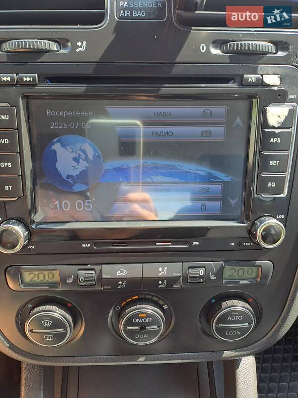 Седан Volkswagen Jetta 2006 в Хмельницком