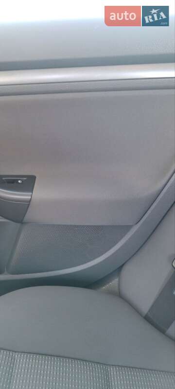 Седан Volkswagen Jetta 2009 в Львові фото 19 Седан Volkswagen Jetta 2009 в Львові