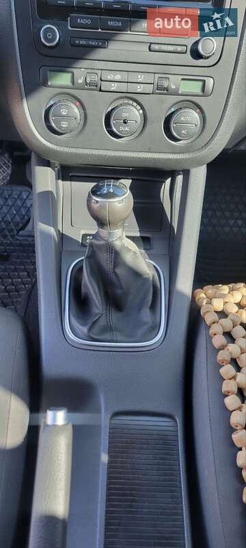 Седан Volkswagen Jetta 2009 в Львові фото 24 Седан Volkswagen Jetta 2009 в Львові