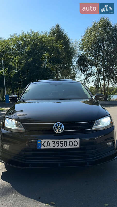 Седан Volkswagen Jetta 2014 в Києві фото 7 Седан Volkswagen Jetta 2014 в Києві