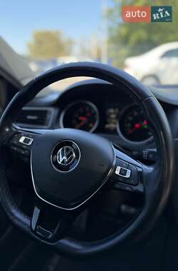 Седан Volkswagen Jetta 2014 в 