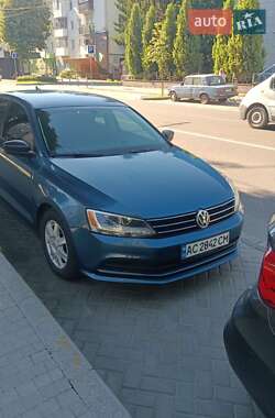 Седан Volkswagen Jetta 2015 в Луцьку